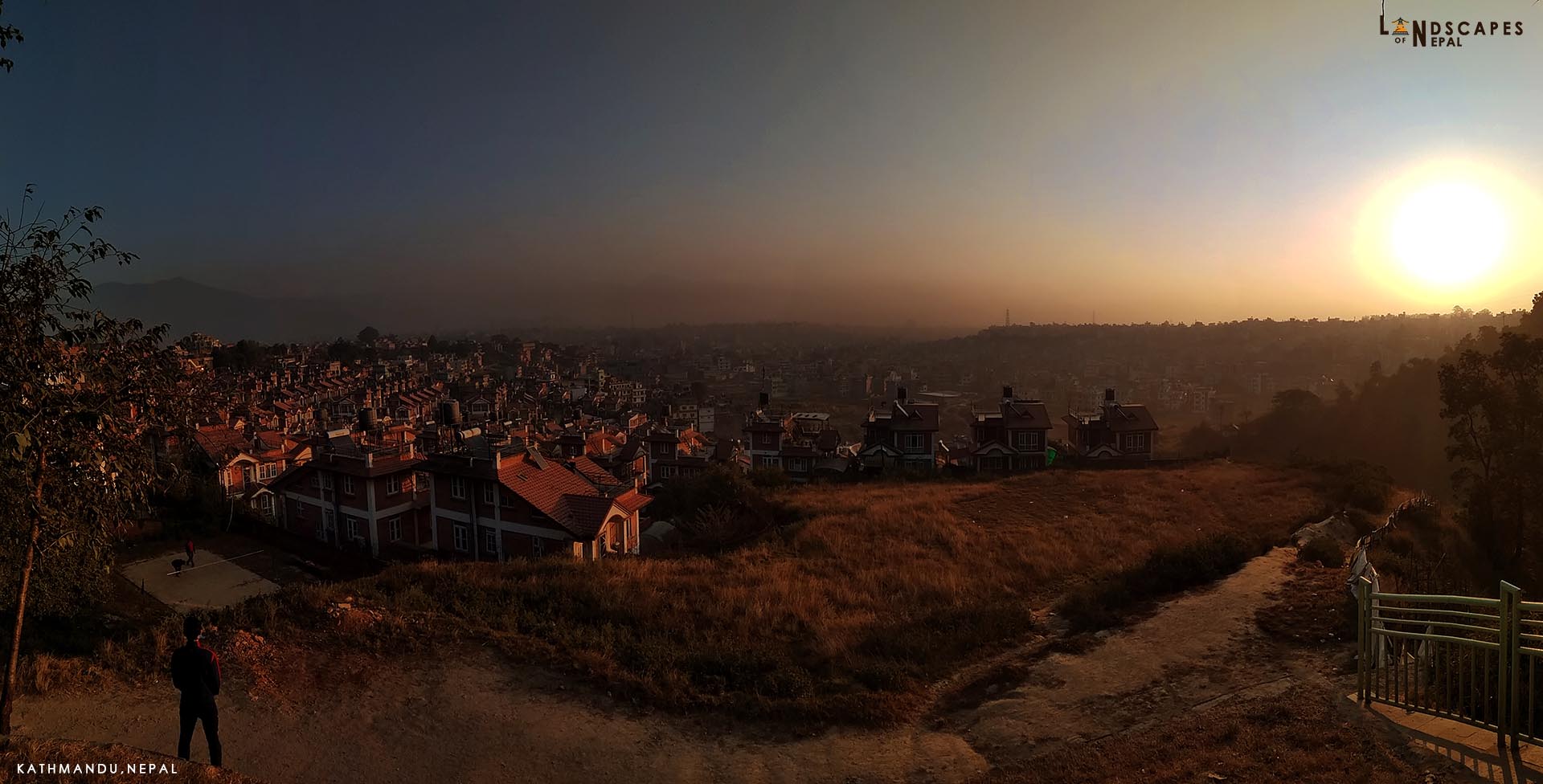 Overlooking the Kathmandu Valley from the ancient streets of Kritipur. #Kritipur #Cityscape #History